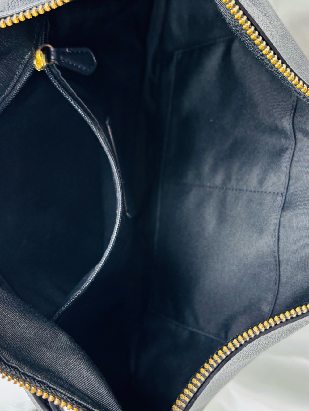 Coach Black Pebbled Leather Shoulder Hobo with Gold Hardware - Picture 8 of 16